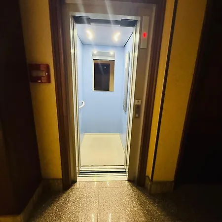 Terrazzino In Centro300mt Dal Mare Διαμέρισμα *