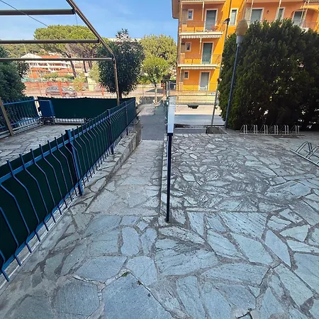 Terrazzino In Centro300mt Dal Mare * Marina dʼAndora